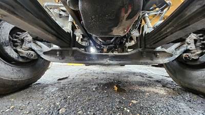 Peterbilt 365 Front Axle Assembly