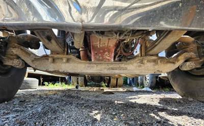 Peterbilt 365 Front Axle Assembly