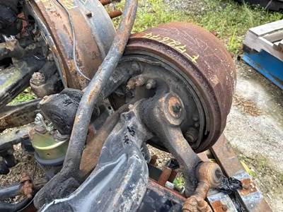 Peterbilt 387 Front Axle Assembly