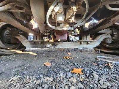 Peterbilt 389 Front Axle Assembly