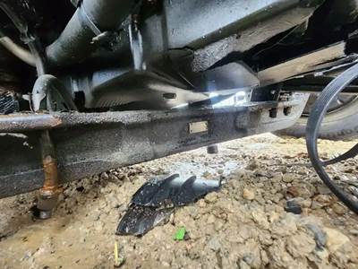 Peterbilt 389 Front Axle Assembly