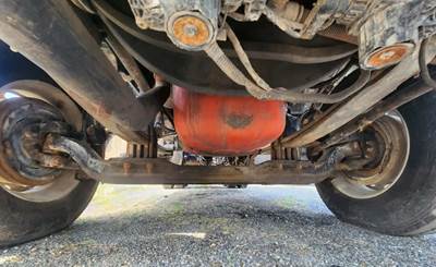 Peterbilt 567 Front Axle Assembly