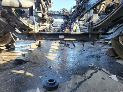 Peterbilt 579 Front Axle Assembly