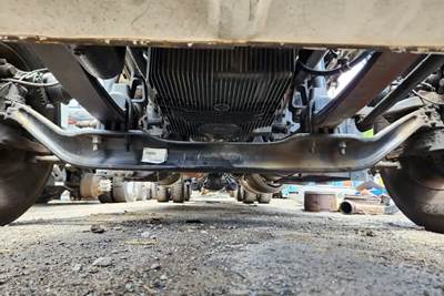 Peterbilt 579 Front Axle Assembly