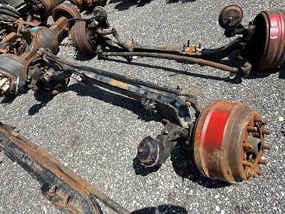 Peterbilt 587 Front Axle Assembly