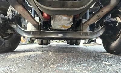 Sterling A9500 Front Axle Assembly