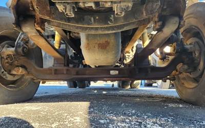 Sterling A9513 Front Axle Assembly