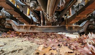 Sterling L7500 Front Axle Assembly