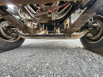 Sterling L7500 Front Axle Assembly