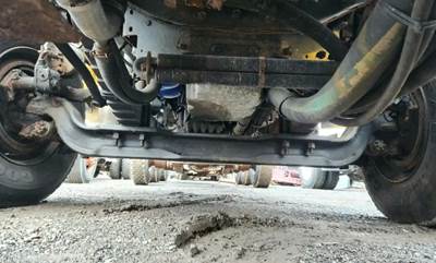 Sterling L9500 Front Axle Assembly