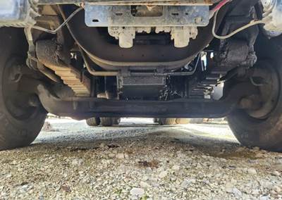 Sterling L9500 Front Axle Assembly