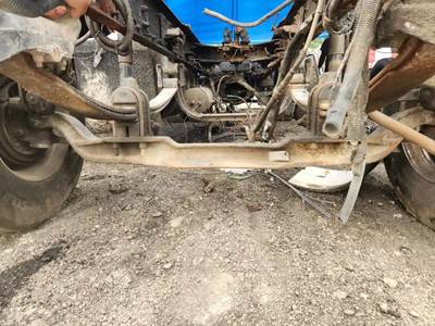 (Used) Complete Front Axle- Part Number: 1202BN105, Serial Number: 0515927284,