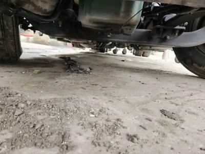 Volvo VNL Front Axle Assembly