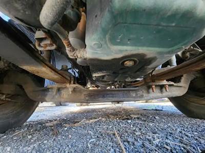 Volvo VNL Front Axle Assembly