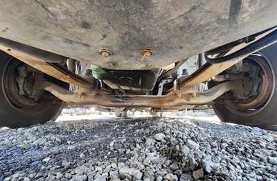 Volvo VNL Front Axle Assembly