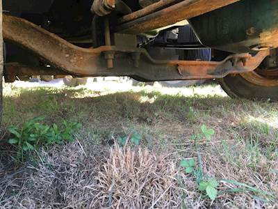 Volvo VNM Front Axle Assembly