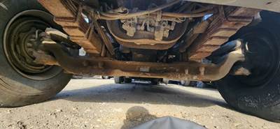 Western Star 4900FA Front Axle Assembly for a 2003 Western Star 4900 FA