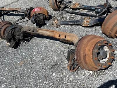 Western Star 4900FA Front Axle Assembly for a 2009 Western Star 4900 FA