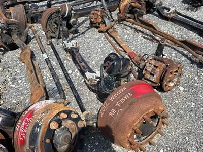 Western Star 4900FA Front Axle Assembly for a 2012 Western Star 4900 FA