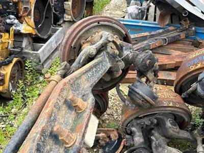 Western Star 5700 Front Axle Assembly
