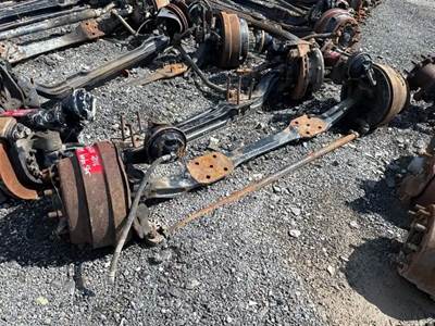 Western Star 5700 Front Axle Assembly