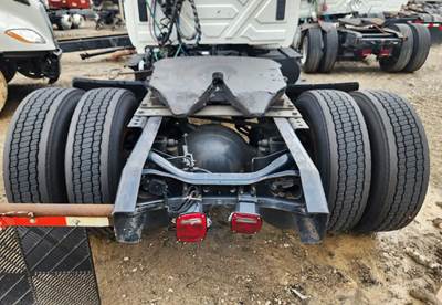 Dana 23090S Rear Axle Assembly for a 2005 International 4400