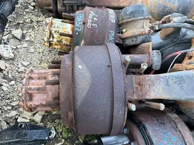 Dana Rear Axle Assembly for a 2000 Chevrolet C7500