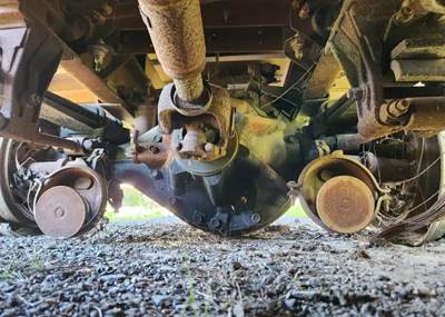Dana R46-170DH Rear Axle Assembly for a 2014 Peterbilt 389