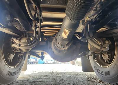 Dana RSH40 Rear Axle Assembly for a 2025 Hino XL8