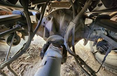 Dana S23-170 Rear Axle Assembly for a 2018 Peterbilt 337