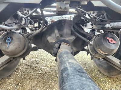 Dana S23-170 Rear Axle Assembly for a 2009 International 4400