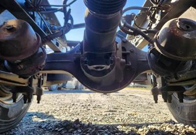 Dana DS404 Rear Axle Assembly for a 2014 International PROSTAR