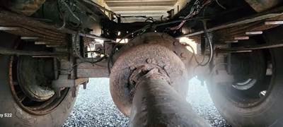 Dana-Spicer Rear Axle Assembly for a 2005 Ford F-650 For Sale | Elkton ...