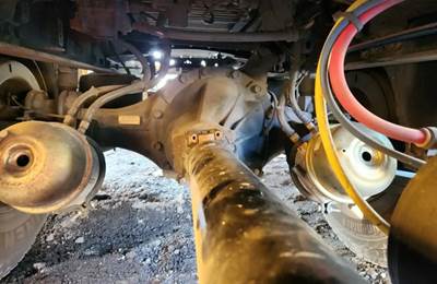 Detroit Rear Axle Assembly for a 2019 Freightliner M2 106