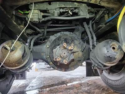 Detroit R19-4N Rear Axle Assembly for a 2018 Freightliner M2 106