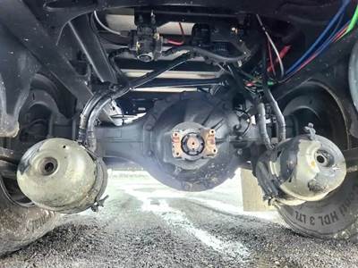 Detroit RS21-4 Rear Axle Assembly for a 2024 Freightliner M2 106