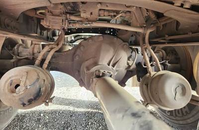 Detroit RS21-4 Rear Axle Assembly for a 2020 Freightliner M2 106