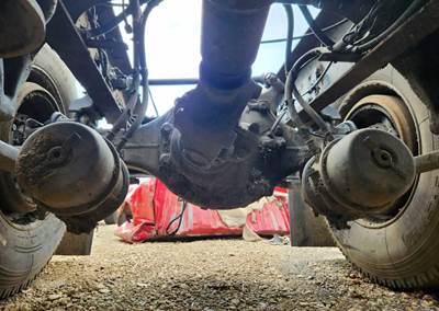 Detroit RT40-NFD-N Rear Axle Assembly for a 2019 Freightliner Cascadia 126