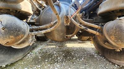 Eaton Rear Axle Assembly for a 2001 Kenworth W900 For Sale | Elkton, MD ...