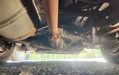 Ford Rear Axle Assembly for a 2023 Ford E-450 Super Duty