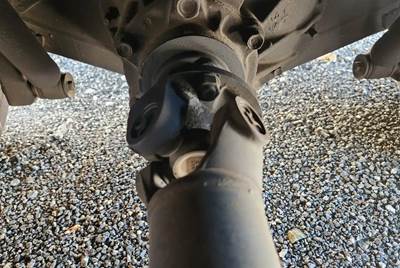 Isuzu G-73 Rear Axle Assembly for a 2013 Isuzu Reach For Sale | Elkton ...