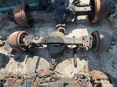 Isuzu NQR Rear Axle Assembly
