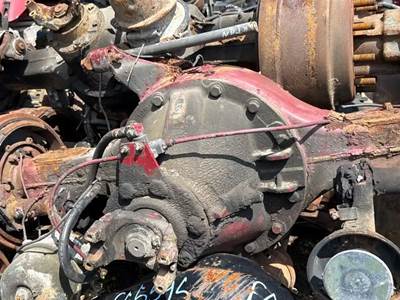 Mack Rear Axle Assembly for a 2001 Mack CH612