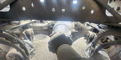 Meritor-Rockwell MR2014X Rear Axle Assembly for a 2019 Mack Anthem