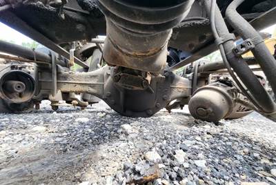 Meritor-Rockwell MR2014X Rear Axle Assembly for a 2020 Peterbilt 389