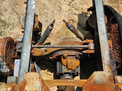 Meritor-Rockwell MR2014X3 Rear Axle Assembly for a 2022 Kenworth T680