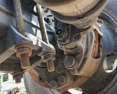 Meritor-Rockwell MR2014XE Rear Axle Assembly for a 2023 Kenworth T680 ...