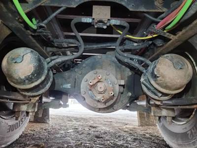 Meritor-Rockwell MS1714X Rear Axle Assembly for a 2020 International MV607