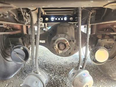 Meritor-Rockwell MS19-14X Rear Axle Assembly for a 2017 Hino 268