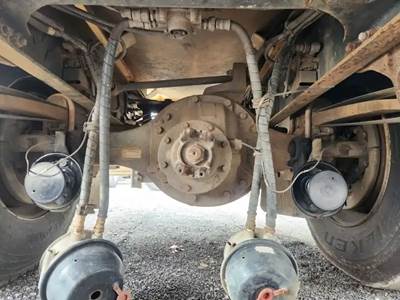 Meritor-Rockwell MS1914X4 Rear Axle Assembly for a 2019 Hino 268